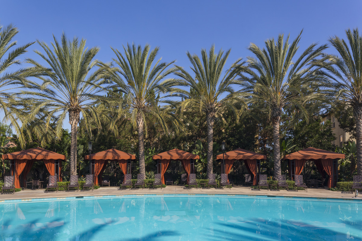 Apartments in Costa Mesa | The Enclave