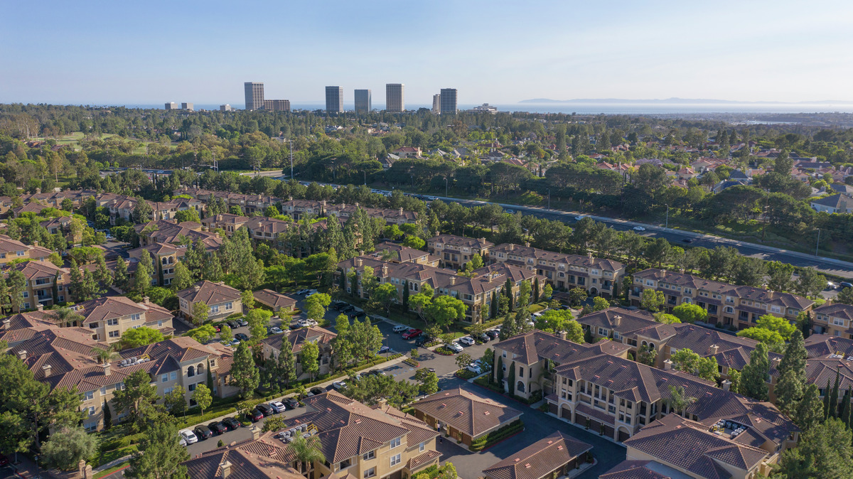 Newport Bluffs Apartment Homes, Best in Orange County