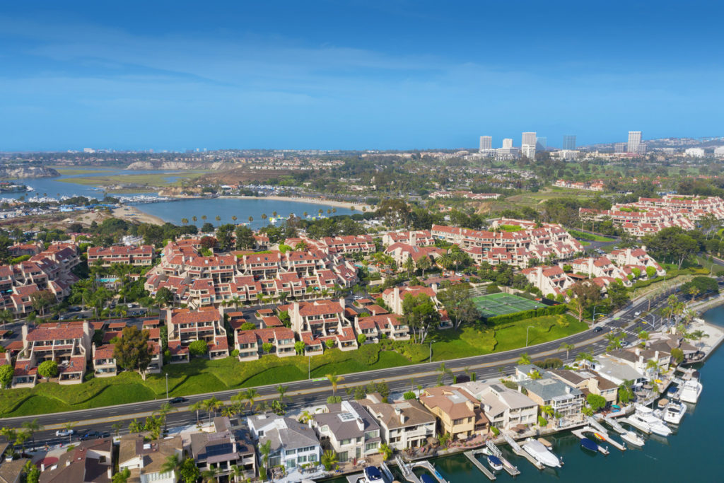 Promontory Point Apartment Homes