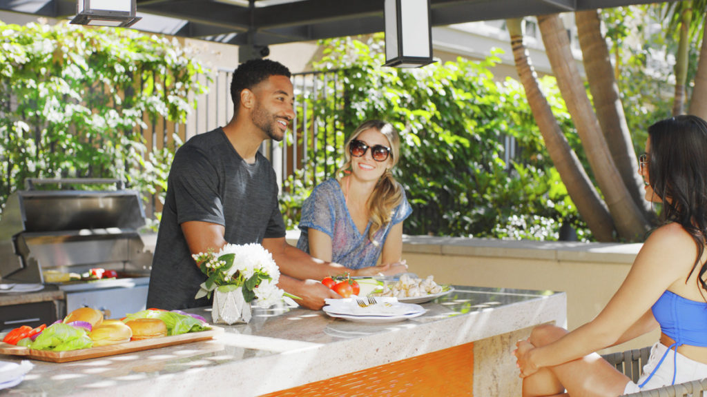 Outdoor Kitchen